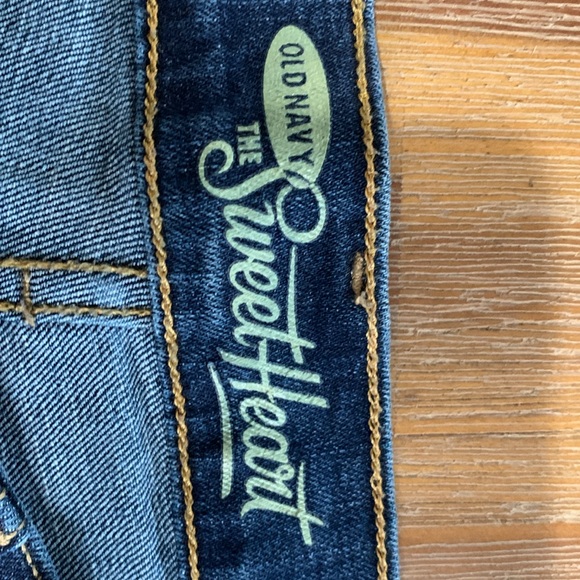 OLD NAVY - The Sweetheart Jean Size 4 Short - classic rise bootcut blue jeans - Picture 4 of 8